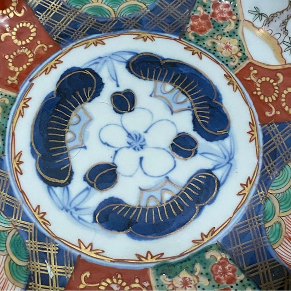 Vintage Unsigned IMARI Japan Blossoms and Trees Scene Decorative 7” Bowl - Picture 8 of 12